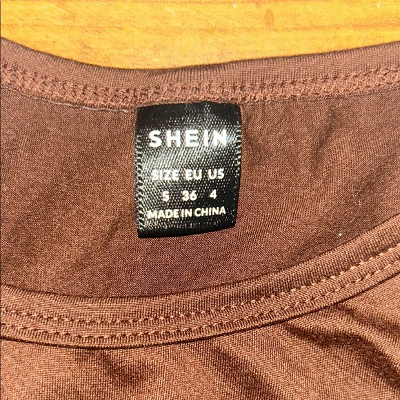 H&M Chocolate Brown Short Sleeve Tee - Picture 2 of 2